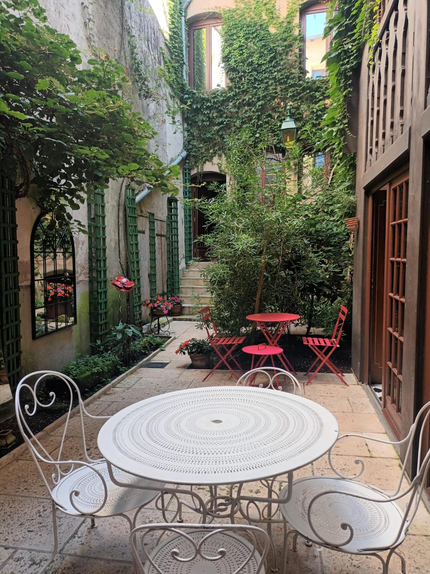 Chambres D'Hotes Le Patio D'Alain Et Veronique ลูเนวิลล์ ภายนอก รูปภาพ